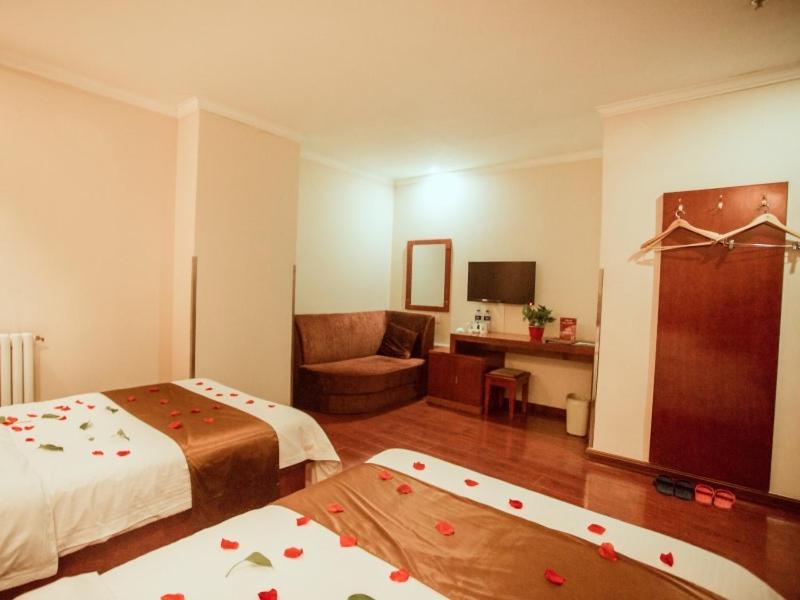 Greentree Inn Hebei Zhangjiakou Zhangbei Caoyuantian Rd Zhangku Avenue Express Hotel Esterno foto