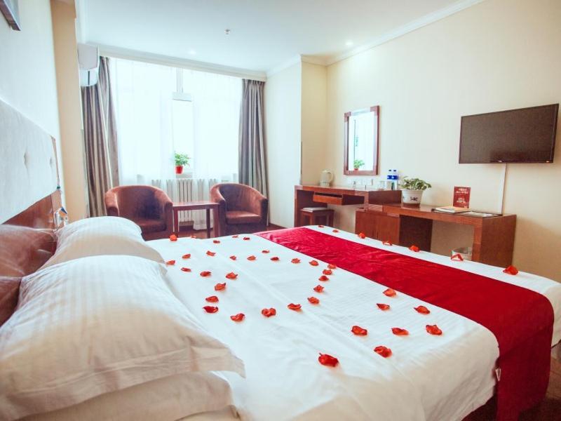 Greentree Inn Hebei Zhangjiakou Zhangbei Caoyuantian Rd Zhangku Avenue Express Hotel Esterno foto