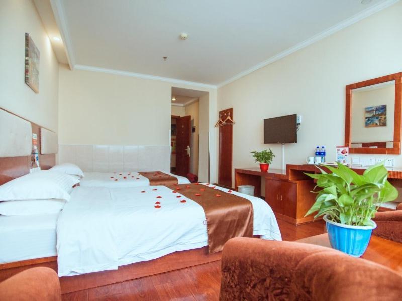 Greentree Inn Hebei Zhangjiakou Zhangbei Caoyuantian Rd Zhangku Avenue Express Hotel Esterno foto